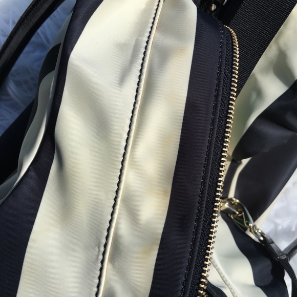 Kate Spade Large Travel Bag - Picture 6 of 9